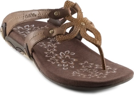 cushe shasta sandals