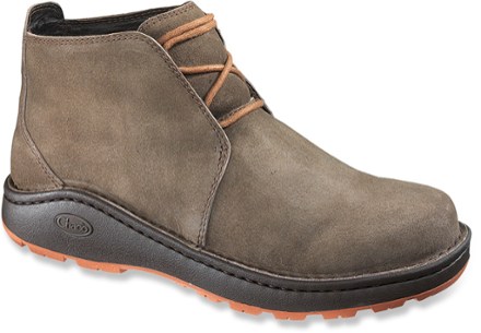 chaco vibram shoes