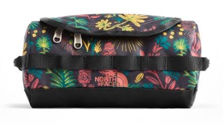 north face base camp toiletry bag