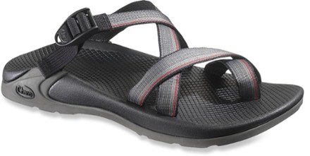 brooks running shoes website