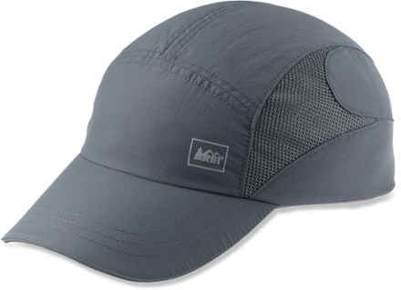 rei running hat