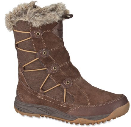 teva insulated boots