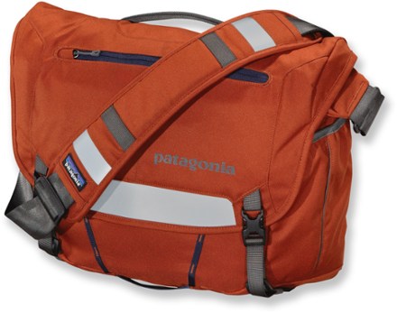 Patagonia Half Mass Courier Bag | REI Co-op