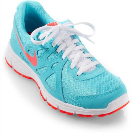 nike revolution 2 running sneakers