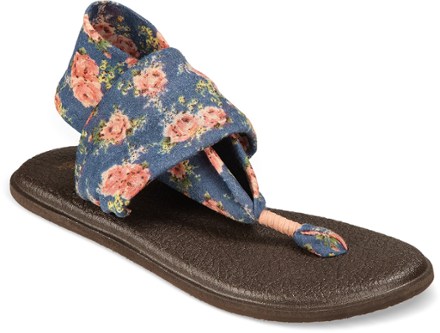 Buy Sanuk Women's Yoga Sling Cruz Wool Sandal, Dark shadow, 9 M US Online  at Lowest Price Ever in India