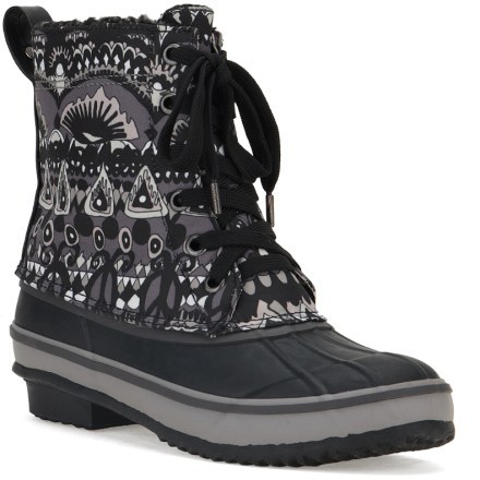 BLACK TONAL ONE WORLD