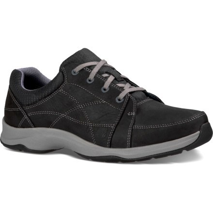 ahnu taraval walking shoe