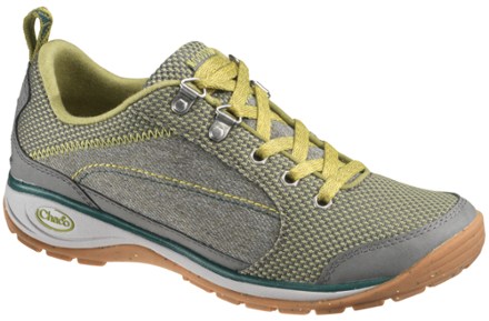 chaco kanarra shoes