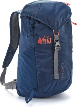 rei flash 22 pack amazon