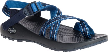 chaco shoes near me