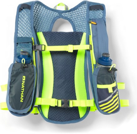 nathan backpack running