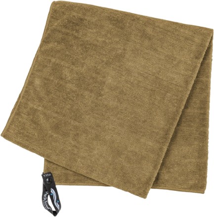 Below is the newest version of PackTowl Luxe Towel